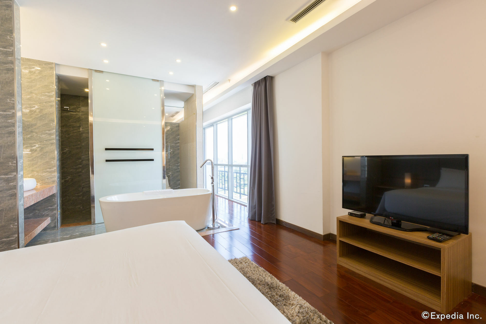 Charm Suite Residence Saigon Ho Chi Minh-staden Exteriör bild